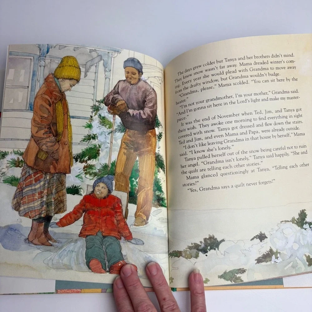 Vintage The Patchwork Quilt Valerie Flournoy Signed‎ Hardcover Book GOOD